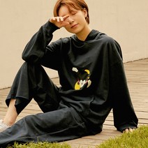 마른파이브 디즈니 여성용 미키마우스 오버핏 후드티 와이드 팬츠 상하의 세트 DSN06S