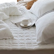 에이트룸 더메종 겨울 마이크로 극세사 패드, 화이트