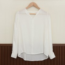 큐니걸스 나팔소매 오픈카라 블라우스