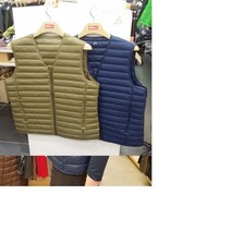 레드페이스_평촌점_ 남자가을겨울조끼 이월단독 86%세일 우수한 보온성과 통기성의 이엑스 튜브 라이트 소재 사용 프로라이트튜브테크구스브이베스트