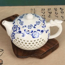 백자 청매화 투각 다관