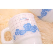 밀크 글라스 : 너의 토끼풀