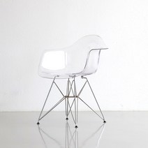 아이와비 U체어 미드센츄리 고스트 투명 에펠다리 의자