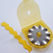 행복한다이세상 홈패션 미싱 재봉틀 수예 자수 퀼트 부자재 모음1., J-12. 교체칼날 45mm 물결(1개)