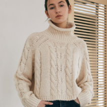 얀써틴 얀써틴 MIXED CABLE TURTLENECK KNIT_CREAM (9390857)