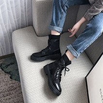 [천삼백케이] [오슈] 여성 유니크 멋스러운 니트 레이스업 홍대패션 워커