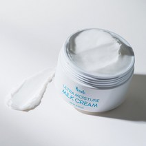 프레티 [1+1] 피부속까지 촉촉하게 대용량 울트라 모이스처 밀크 크림 200ml