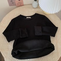 간단한 단색과 벨벳 패딩 바닥 셔츠 여성의 새로운 조커 긴 소매 티셔츠는 가을과 겨울에 따뜻한 내부 재킷을 입습니다.