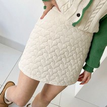 퍼니걸스 9855 뒷밴딩 하트 누빔 미니 스커트 여성의류