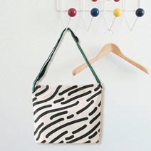 비투리빙 지브라 캔버스 숄더백 크로스백