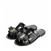 페라가모 22FW 여성 샌들 (I_LYLIA J NERO 0755969)