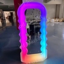 에토레 소트사스 LED 웨이브 특이한 전신거울 카페 쇼룸 가게 인테리어, (대)높이 183x가로 88x두께 12cm, B.리모컨