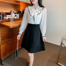 ROGBID 봄 프렌치 퍼프소매 원피스 페이크 투피스 날씬하고 고급스러운 드레스입니다.