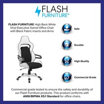Flash Furniture 하이 백 화이트 비닐 이그제큐티브 회전 사무실 의자 블랙 패브릭 인서트 및 팔 포함145253