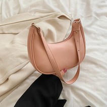 작은 아씨들 김고은 가방 핸드백 남지현 박지후 스타일 패션 코디 백 NVRWA 올해 인