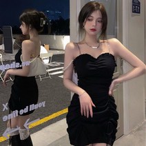 새로운 여름 슬림 슬림 플리츠 틈새 디자인 서스펜더 드레스