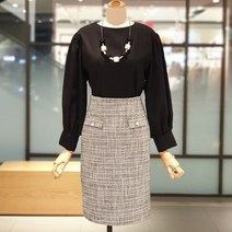 베가트레이딩 라운드넥 볼륨소매 블라우스 1