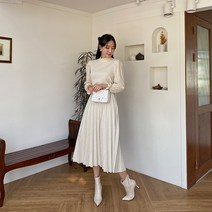 빈스홀릭 팰리 플리츠 스웨이드 롱스커트