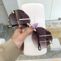 가벼운 빅사이즈 자외선차단 무테 여자 편광선글라스