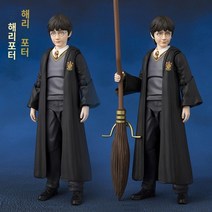 해리포터 관절피규어 소재 헤르미온, 론 12cm 정도 높아요.