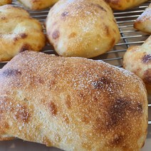 감자포카치아 식전빵 저온숙성 천연발효빵 유기농밀 통밀 호밀 비건빵 다이어트 식사대용