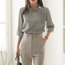 플랩 모던 타이 나염 블라우스