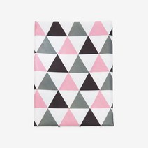 (주)더해피 양면방수 원단-북유럽 삼각(연분홍) 대폭 천 패브릭 홈패션 수예 퀼트 인테리어 소품 데코 앞치마 안감 커버, 북유럽 삼각(연분홍)