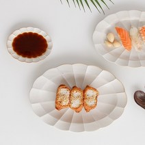 로즈니 웨이브 타원 접시 예쁜 그릇 4컬러, 화이트