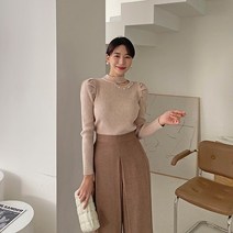 빈스홀릭 진주넥 홀 트임 퍼프 니트