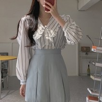 [랜덤플레이] 프릴 빅카라 어깨 퍼프 셔츠 블라우스