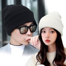 남녀공용 커플템 베이직 패션감 비니 OOTD 겨울모자 힙한스타일 대학생 보드 스키