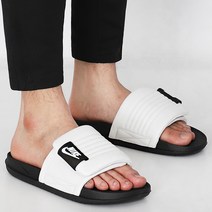 나이키 벨크로 패딩 스트랩 슬리퍼 오프코트 어저스트 슬라이드