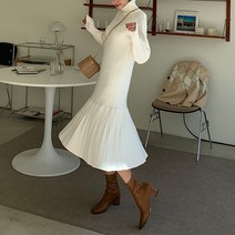 떳다그녀 나코 터틀넥 롱 원피스