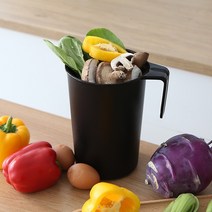 싱글 신혼라이프 위생적인 밀폐형 음식물 쓰레기통 2L, 쿠팡꺼 블랙