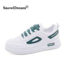SnowDream 여. 작은 단순한 스타일의 사계절어 흰 신발 신발. 어디에나 잘 어울리 스포츠 캐주얼화입니다.