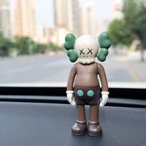 차량용 토끼 피규어 펭긴 피규어 오리 피규어 차량용품 귀여운 미니 장식품 새해선물, KAWS카우스A-브라운