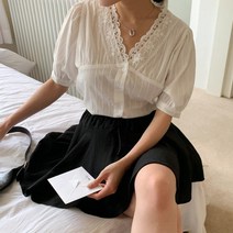 다잇템 여자 면원단 레이스 플라워패턴 블라우스 (8629125)