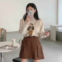 떳다그녀 달밤 소녀 하이넥 니트