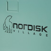 노르디스크빌리지 캠핑스티커, 250x80mm(흰색)