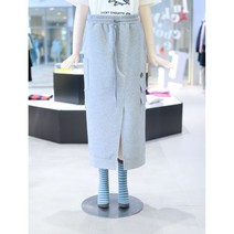 럭키슈에뜨 포켓 슬릿 밴딩 롱 스커트 LKAM24330X