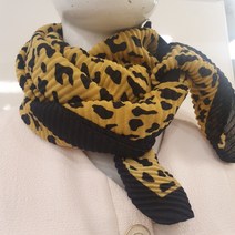 블루페페 부평점 따뜻한 옐로우 부드러운 포근한 촉감 레오파드패턴 스카프