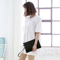 daitem_잡화 여자 클래식 클러치백 V라인 퀼팅 레더 가방 (7777299)