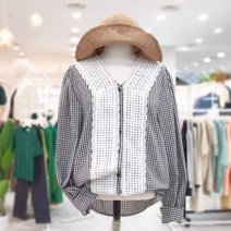 에이비에프지 펀칭 V넥 체크 블라우스 HIFW1B36C1