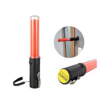 주차장 자석부착고정 LED 3단불빛 경광봉 안전봉 휴대용 공사현장 신호 비상 교통 통제 램프