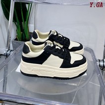 Y.GA 2023 봄 가을 여성 발편한 통굽 운동화 여자 키높이 미끄럼 방지 스니커즈 학생 굽높은 캐주얼 슈즈 패션 가죽 신발 통기성이 좋다