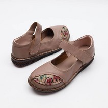 [미세스살롱] 가죽 꽃무늬 프린팅 발등 스트랩 발볼넓은 중년여성 단화 찍찍이 엄마 신발 J2810