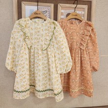 치크 22 F/W 유아 아동 키즈 토들러 여아 가을 겨울 신상품! 앞면 날개 프릴 포인트로 우리 공주들이 너무 좋아하는! 쉬폰 날개 긴팔 원피스