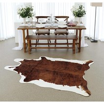 인조 소가죽 러그 라지 (142.9 x 204.8cm(4.3 x 6.5피트)) - 쿠션 커버 2개 세트 포함 - 미끄럼 방지 - 소 프린트 장식 크루얼티- 무료 동물 숨김 카펫