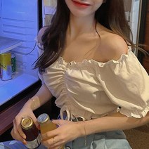 블링앤수 반팔 셔링 리본 오프숄더 크롭 블라우스 LZZ212