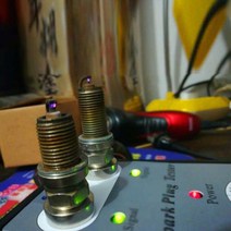 새로운 12V 자동차 점화 플러그 테스터 플러그 조정 가능한 듀얼 홀 점화 검출기 키트 분석, 한개옵션0